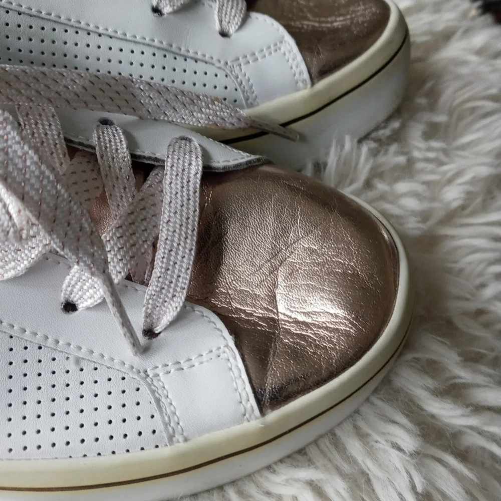 Skechers street leather